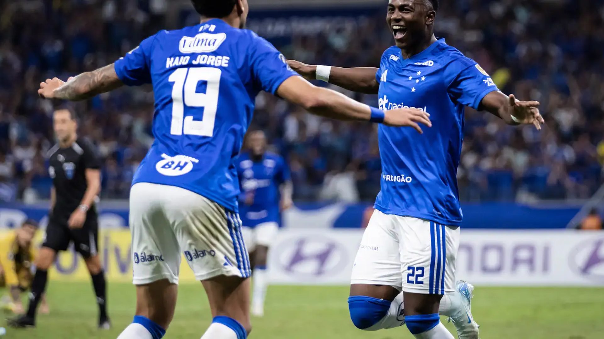 Cruzeiro mostra poder de decisão para superar Boca na Libertadores