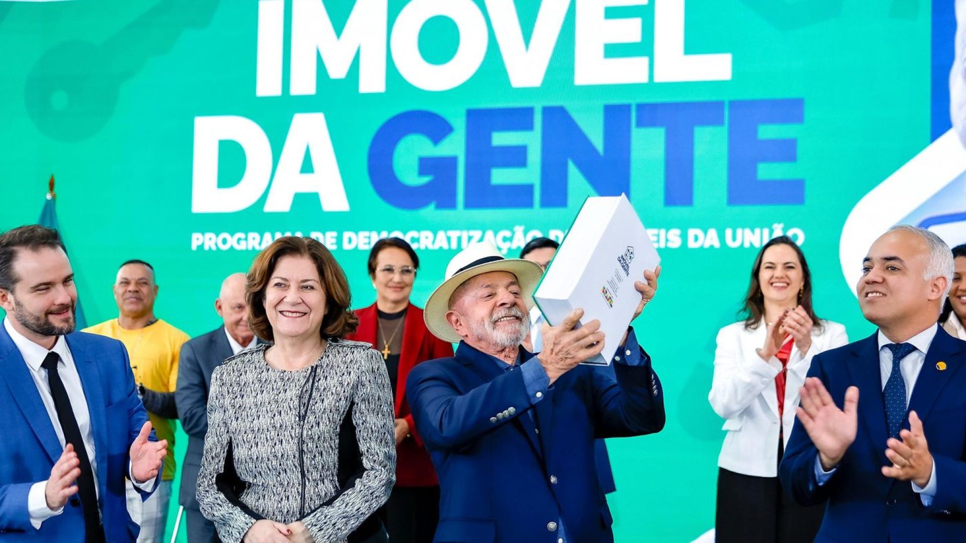 Governo federal dá nova destinação a 1,9 mil imóveis abandonados