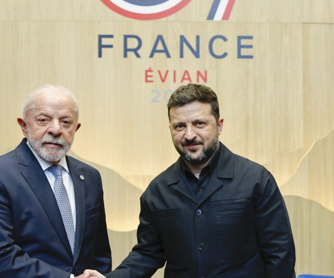 Lula e Zelensky debatem saída diplomática para guerra Ucrânia x Rússia