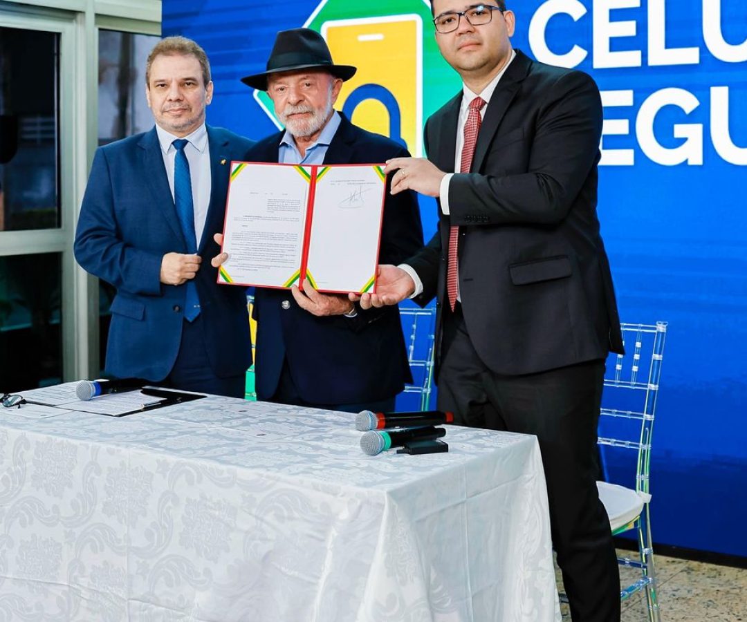 Lula cria plataforma para coibir roubos de celulares e vendas ilegais
