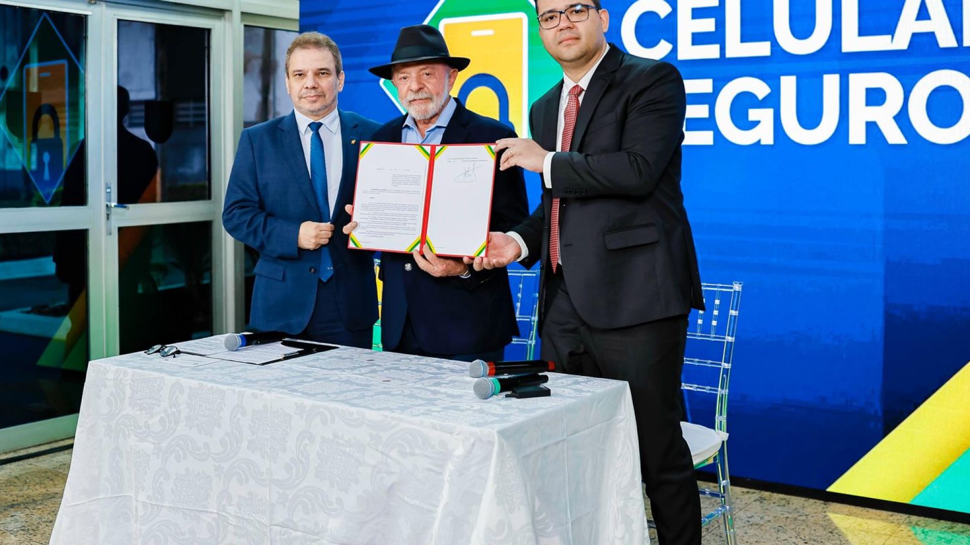 Lula cria plataforma para coibir roubos de celulares e vendas ilegais