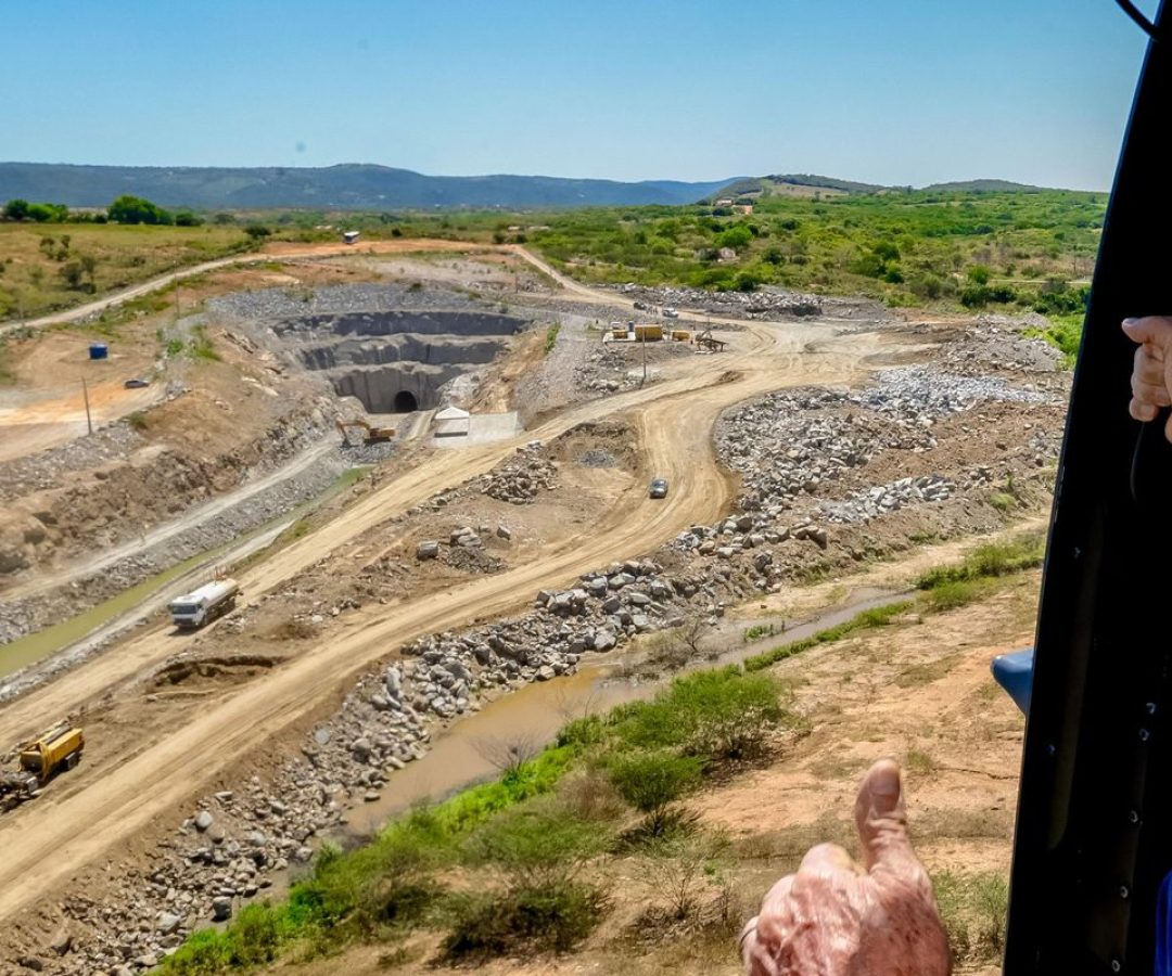 Lula inaugura túnel de transposição das águas do São Francisco no RN