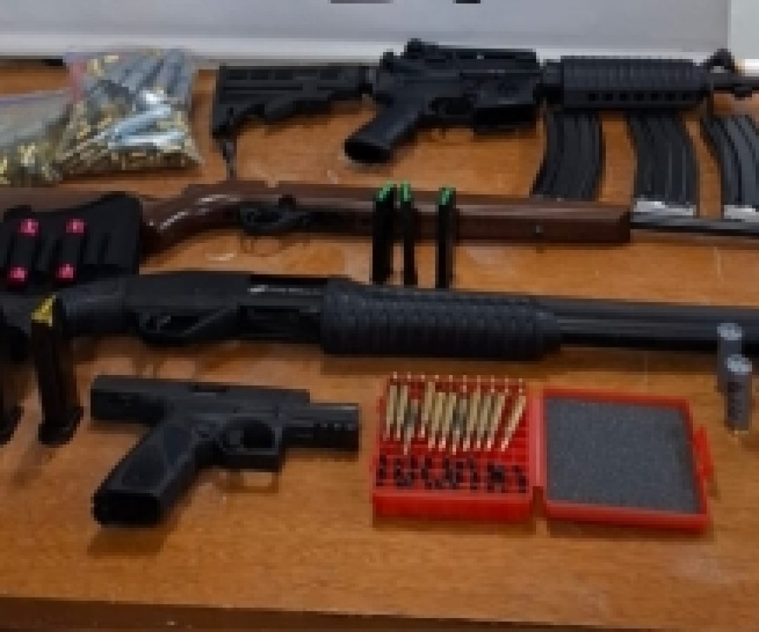 PCDF apreende quatro armas durante mandado de busca e apreensão