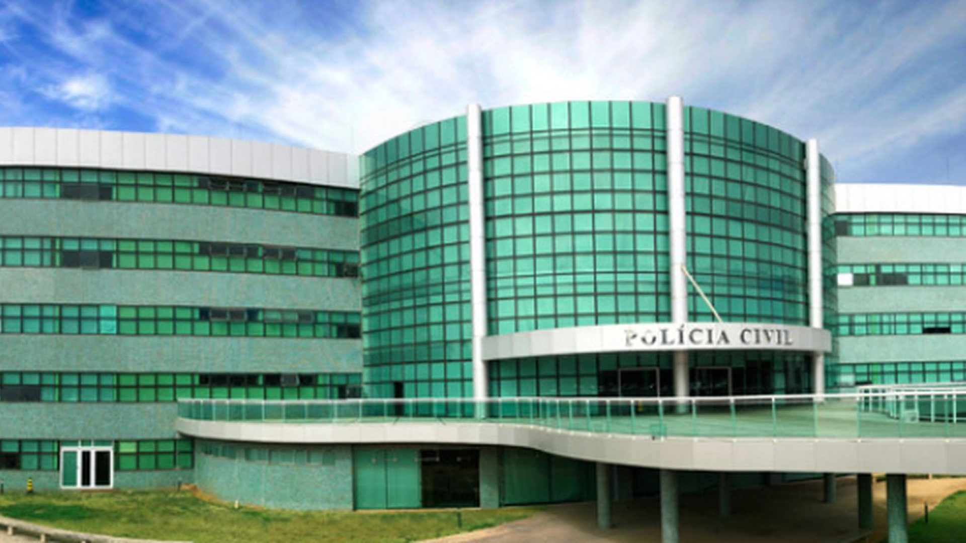 Operação da Polícia Civil investiga descontos em benefícios do DF