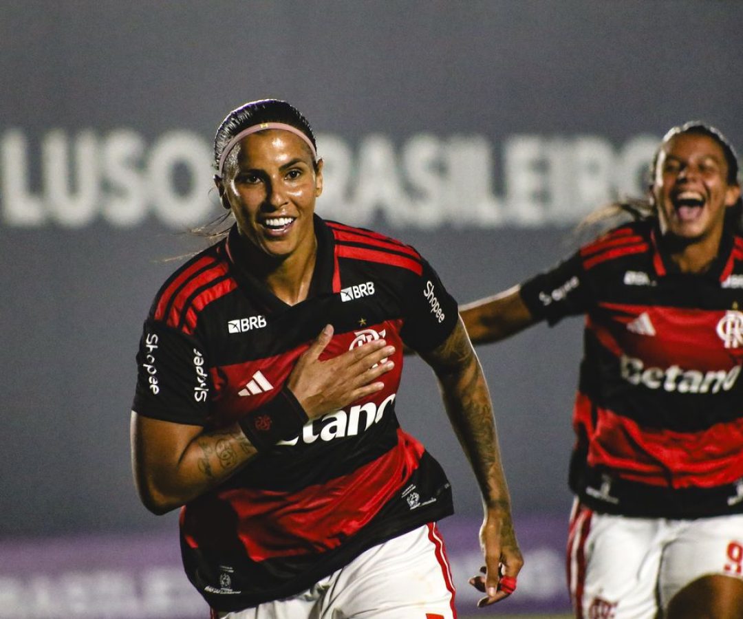 Flamengo derrota Vitória e fica perto de líderes no BR Feminino