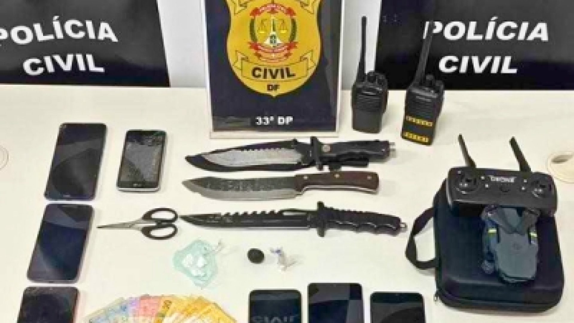 33ª DP prende dupla por tráfico de drogas em operação em Santa Maria