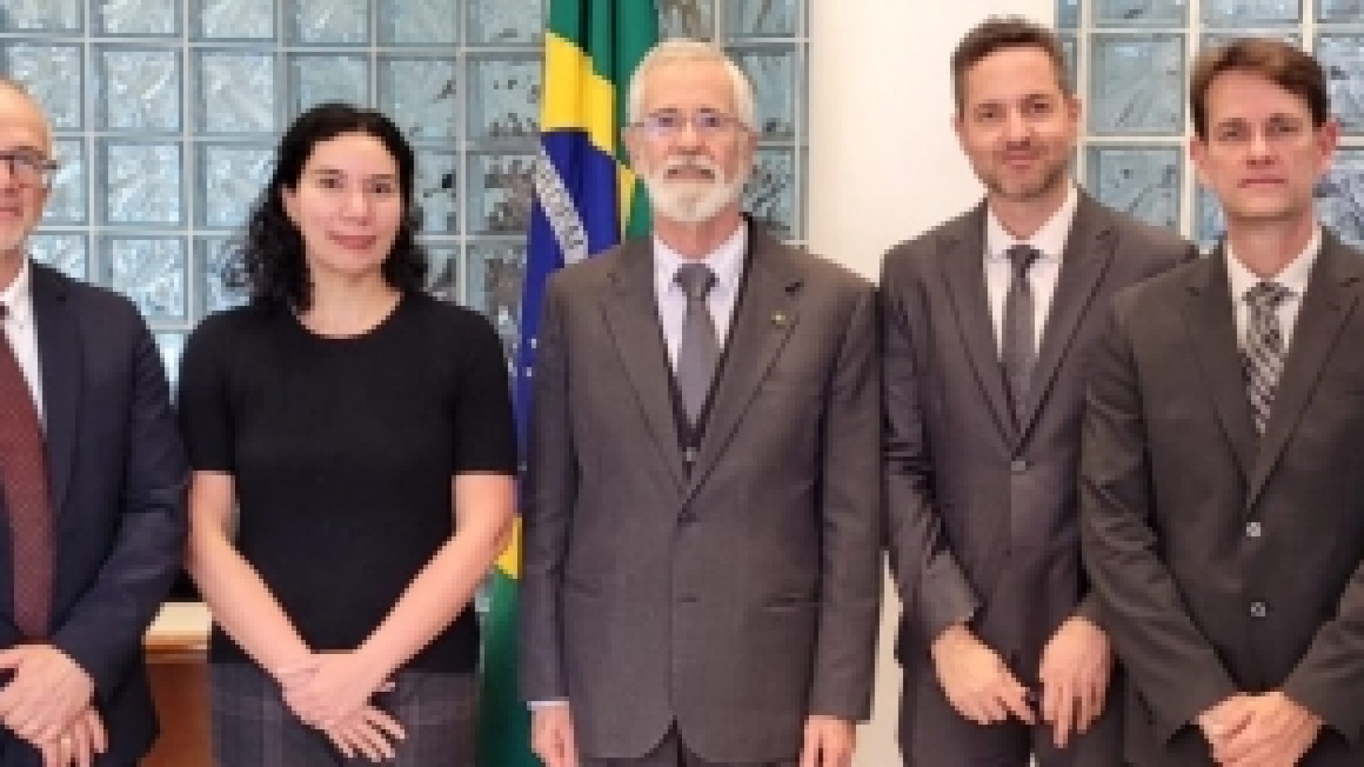 Cerca de 250 mil brasileiros já podem emitir a CIN no Paraguai