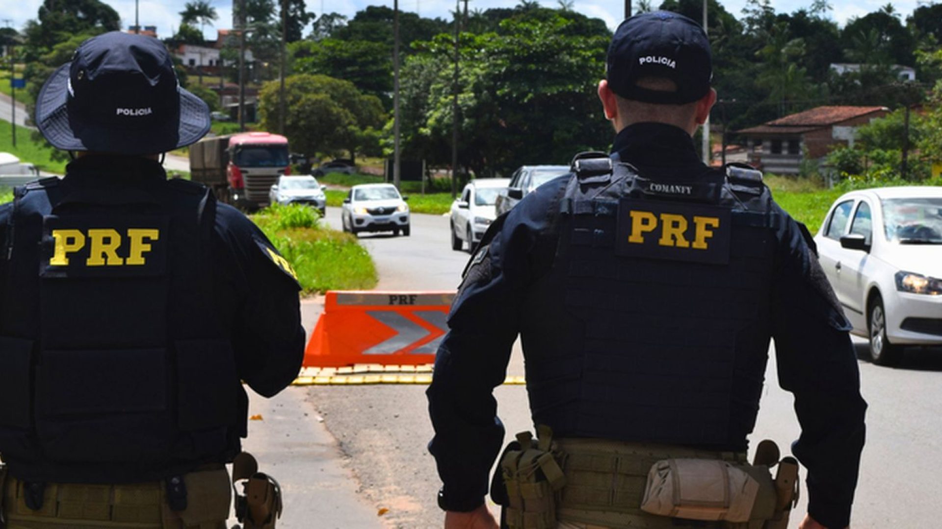 PMs reforçarão segurança nas praias e estradas do Rio