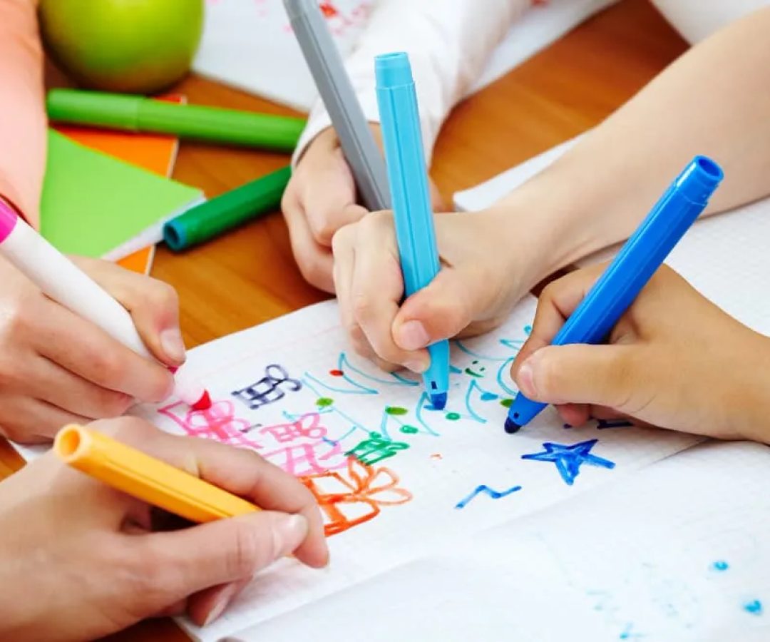 Inscrições abertas para 3 cursos gratuitos online de Educação Infantil com certificado