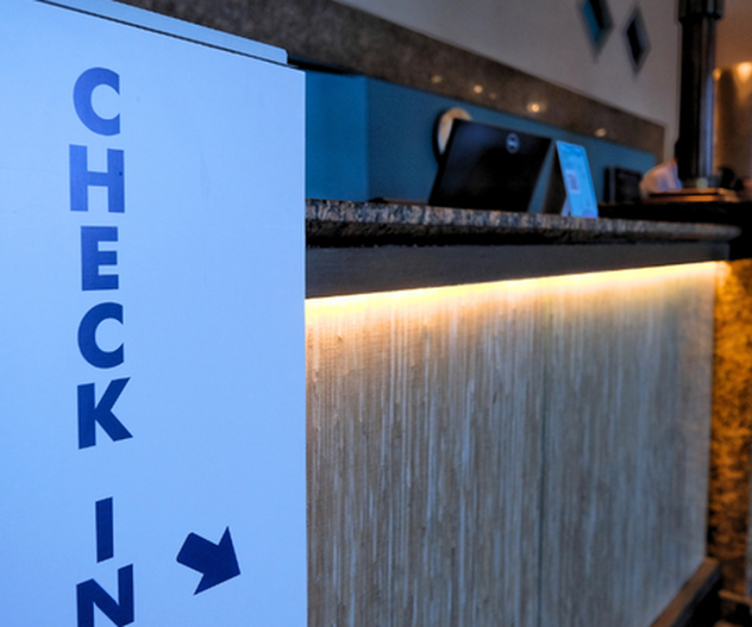 Hospedagens têm até amanhã para adotar check-in digital