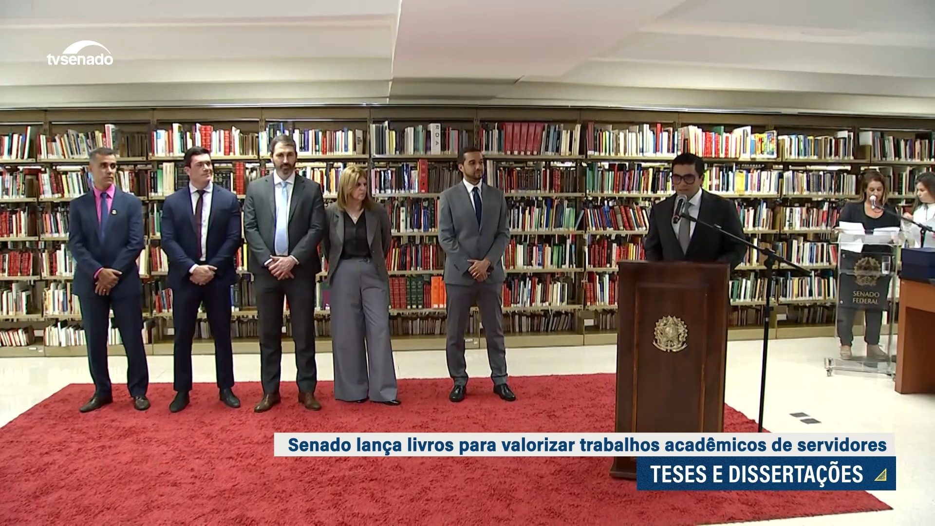 Senado lança coleção de livros com teses e dissertações de servidores — Senado Notícias