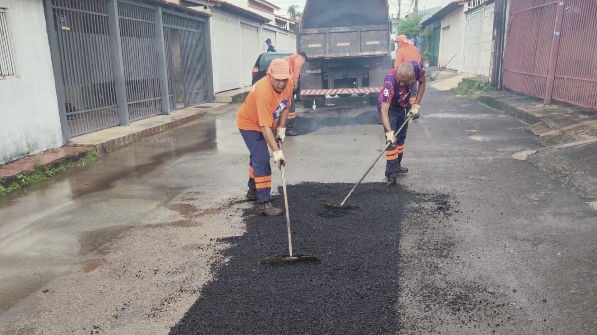 Ceilândia recolhe 147 toneladas de entulho e recupera vias em uma semana