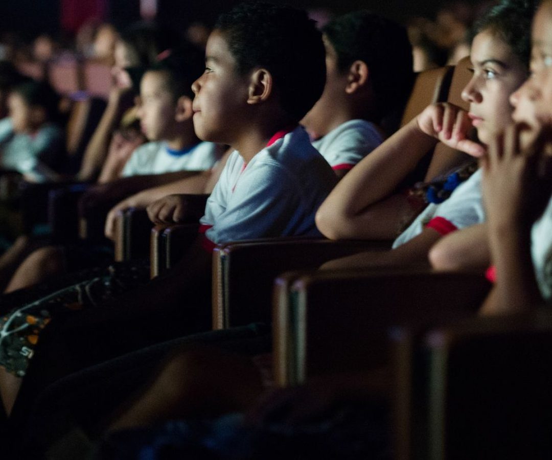 Governo torna obrigatória exibição de filmes brasileiros nos cinemas