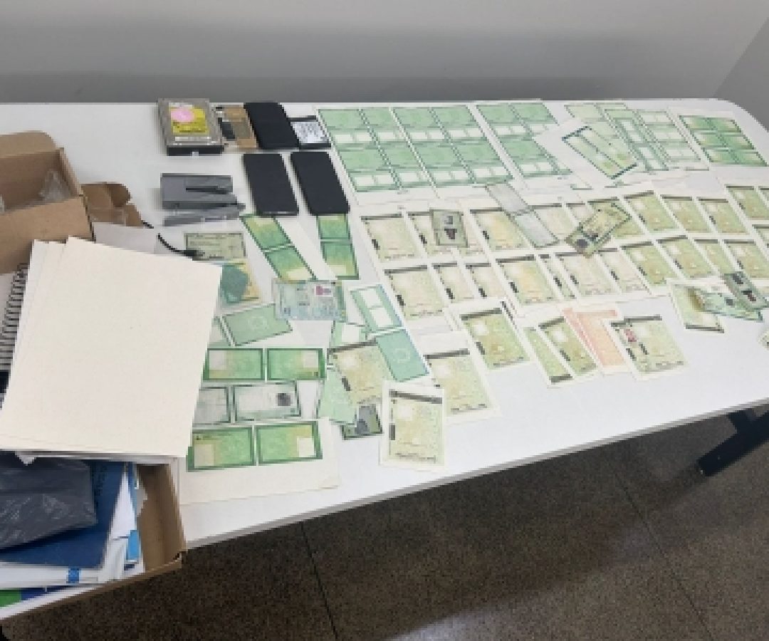 Operação Identidade Sombria: PCDF prende falsificador de documentos