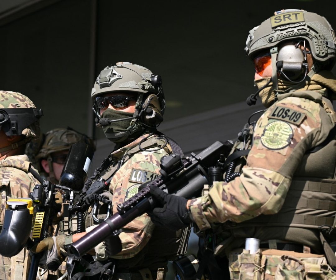 AFP__20250610__49Q62ZM__v1__Preview__UsAgentsProtestersClashAgainInLosAngelesOverImm.jpg