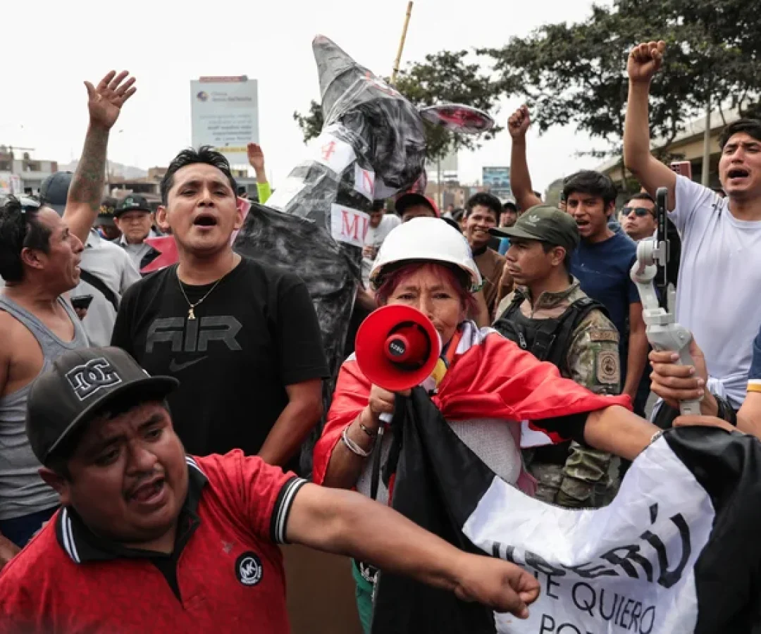 AFP__20251006__77WE7PM__v1__HighRes__PeruTransportProtest.webp.webp