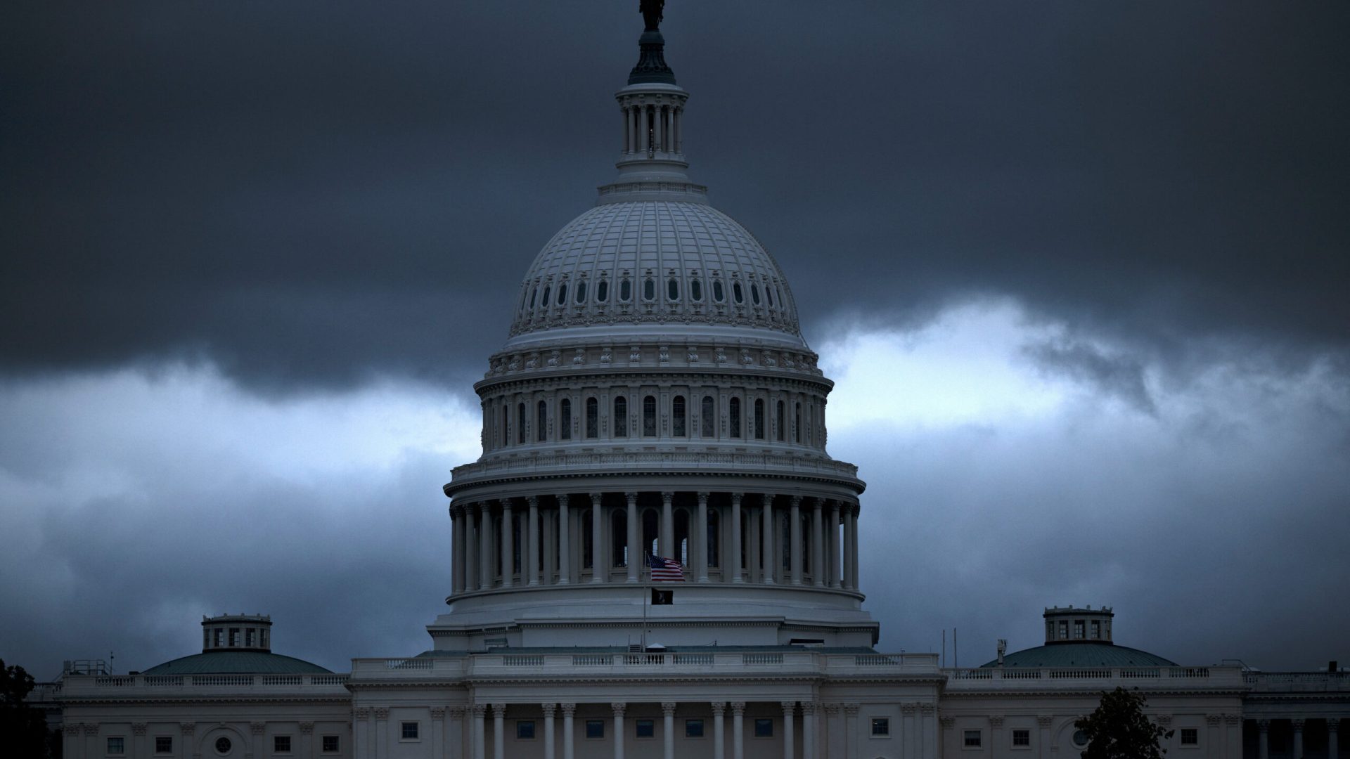 AFP__20251008__784X6MJ__v14__HighRes__TopshotUsPoliticsCongressGovernmentShutdown-scaled.jpg
