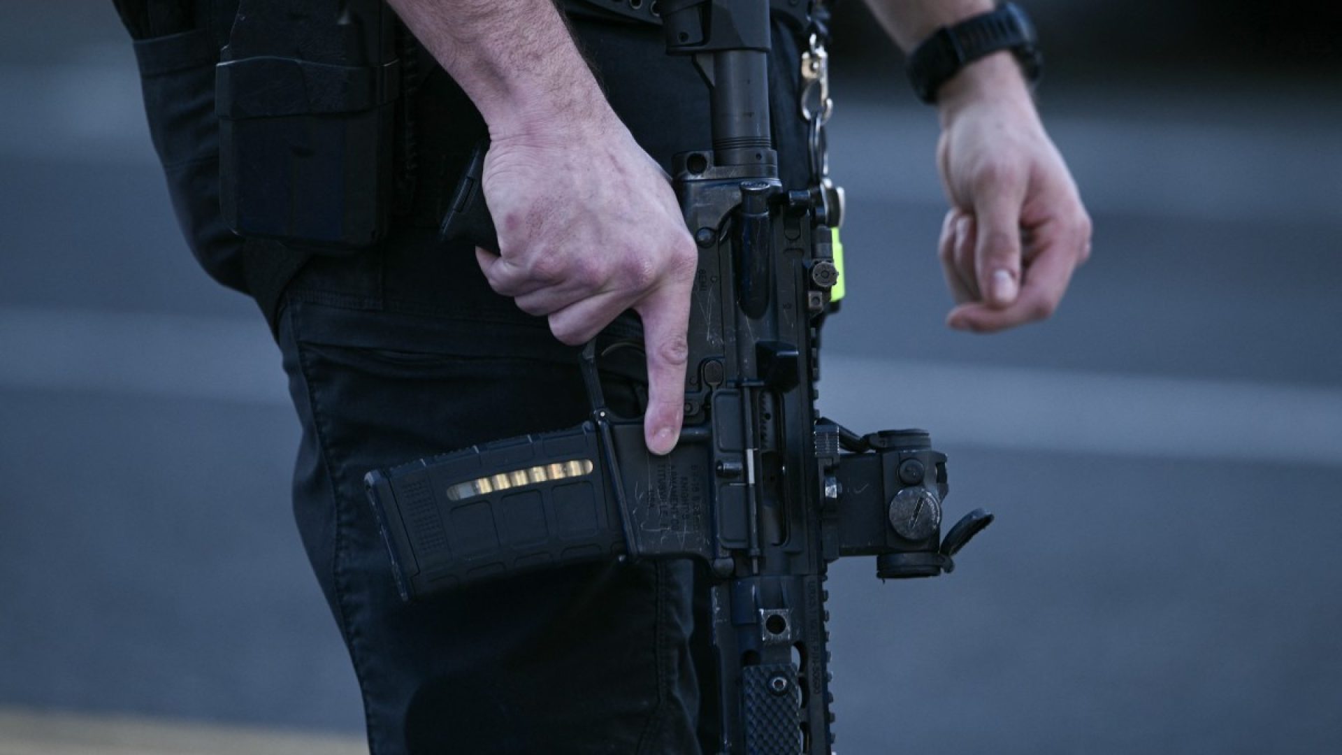 AFP__20251126__86AT9CP__v1__MidRes__TwoNationalGuardMembersShotBlocksFromWhiteHouse.jpg