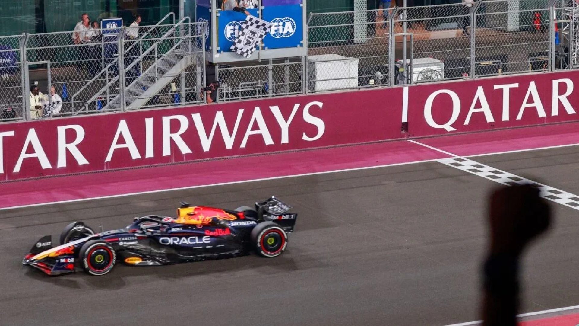 Verstappen vence GP do Catar e leva disputa pelo título da F1 para Abu Dhabi