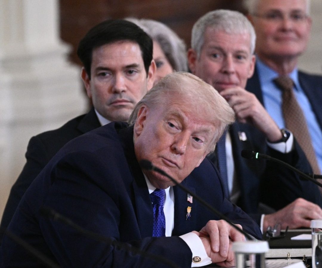 AFP__20260109__929C8D9__v1__MidRes__TrumpToMeetWithOilExecutivesAboutVenezuela.jpg