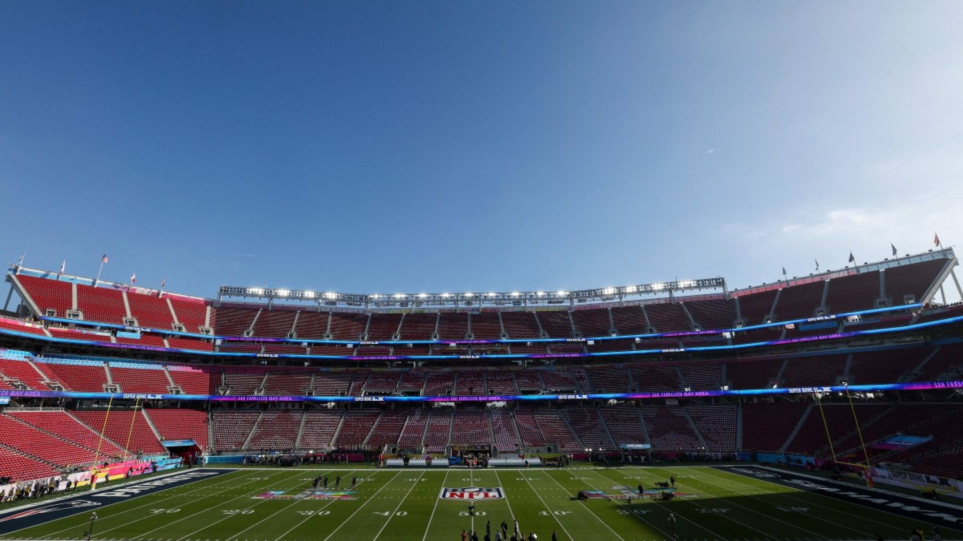 Relembre os shows mais marcantes do Super Bowl, que agora tem Bad Bunny