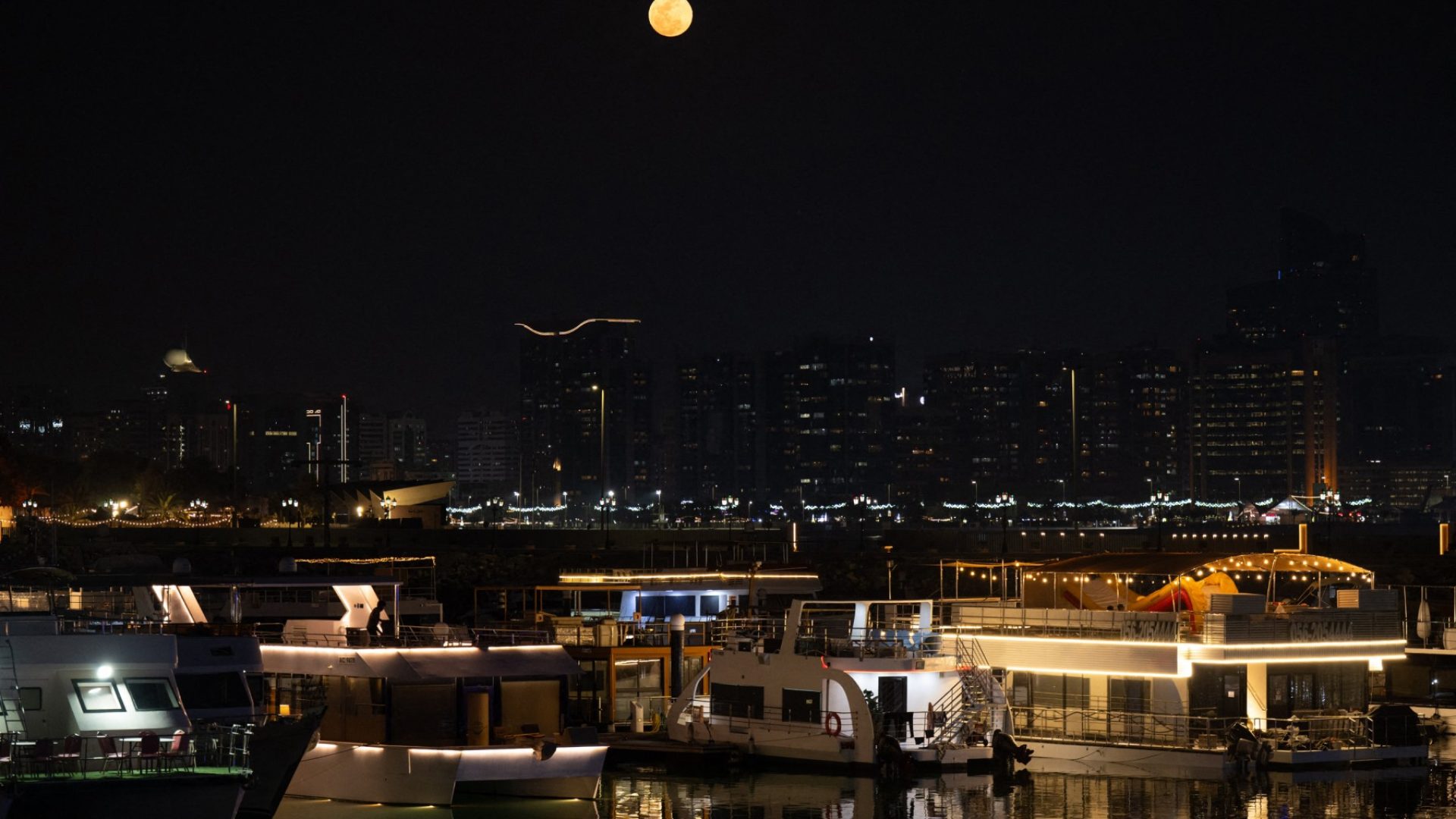 AFP__20260303__99RN2RD__v1__MidRes__UaeIranUsIsraelWar.jpg