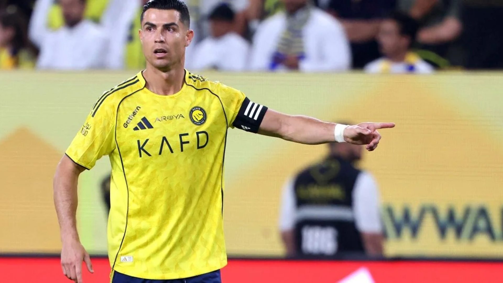 Cristiano Ronaldo se aproxima de ‘mil gols’ após marcar no Campeonato Árabe