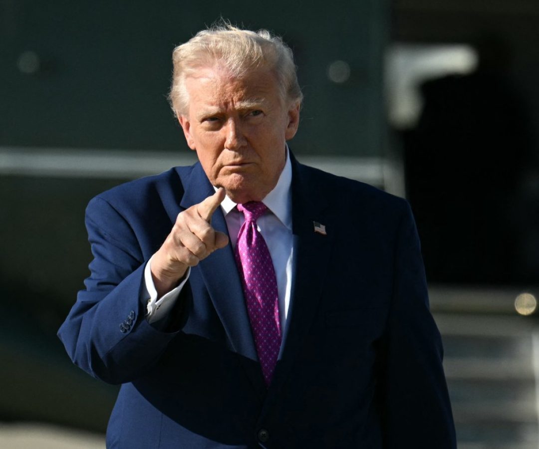 AFP__20260410__A7FD4NP__v1__MidRes__UsPresidentDonaldTrumpDepartsWashingtonForCharlo.jpg