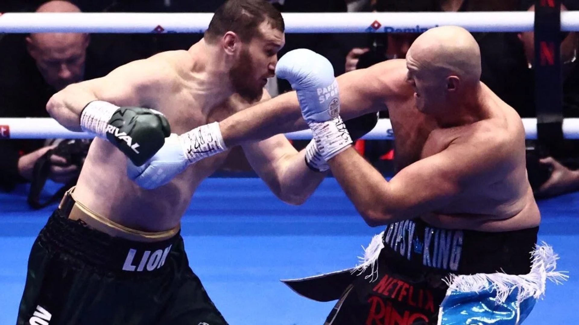 Tyson Fury derrota Makhmudov e desafia Anthony Joshua