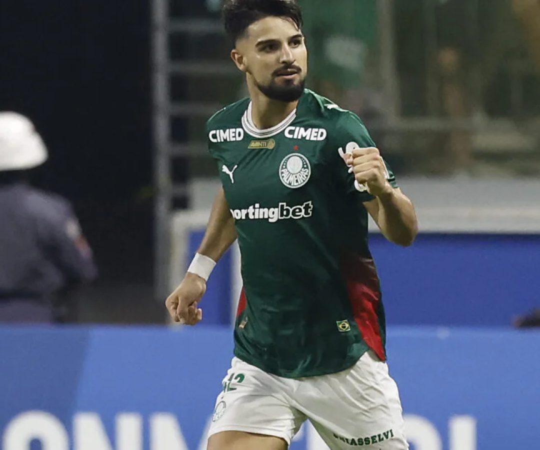 Palmeiras sofre, mas bate Sporting Cristal e conquista 1ª vitória na Libertadores
