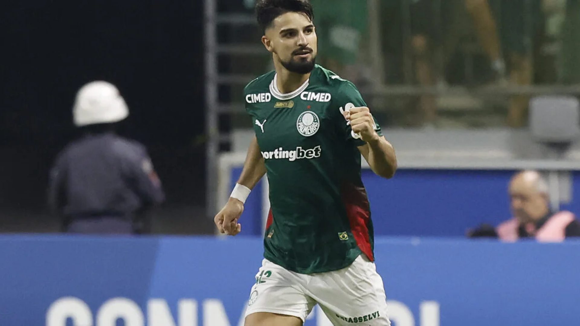 Palmeiras sofre, mas bate Sporting Cristal e conquista 1ª vitória na Libertadores