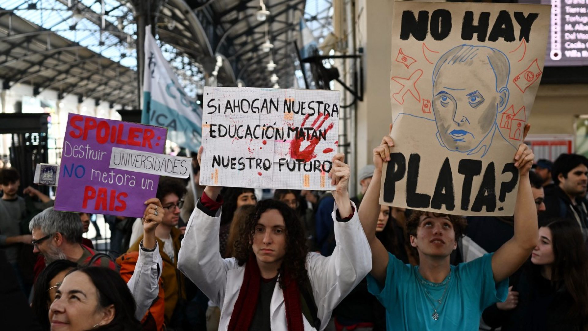 AFP__20260512__B2MN8TP__v1__MidRes__ArgentinaPoliticsEducationProtest.jpg