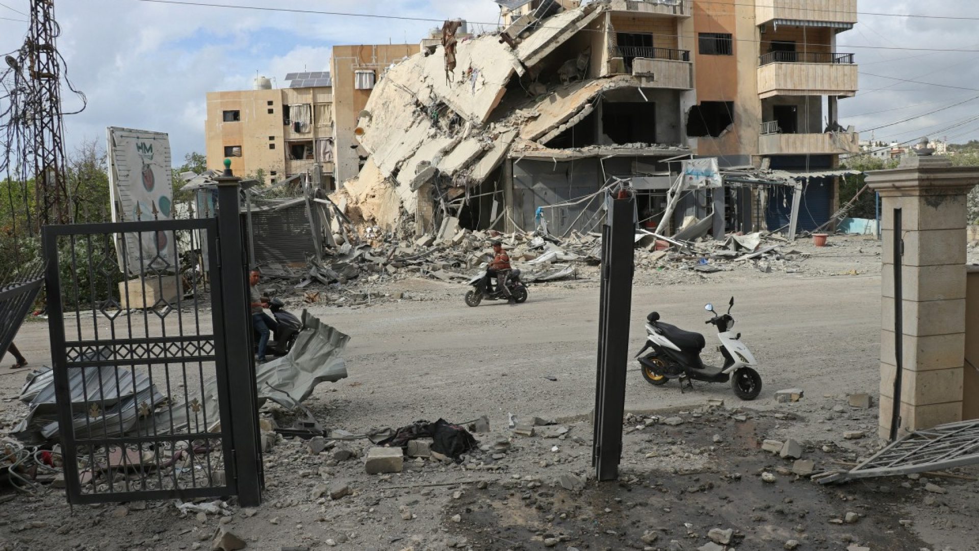 AFP__20260515__B2Y63KE__v1__MidRes__LebanonIsraelIranUsWar.jpg