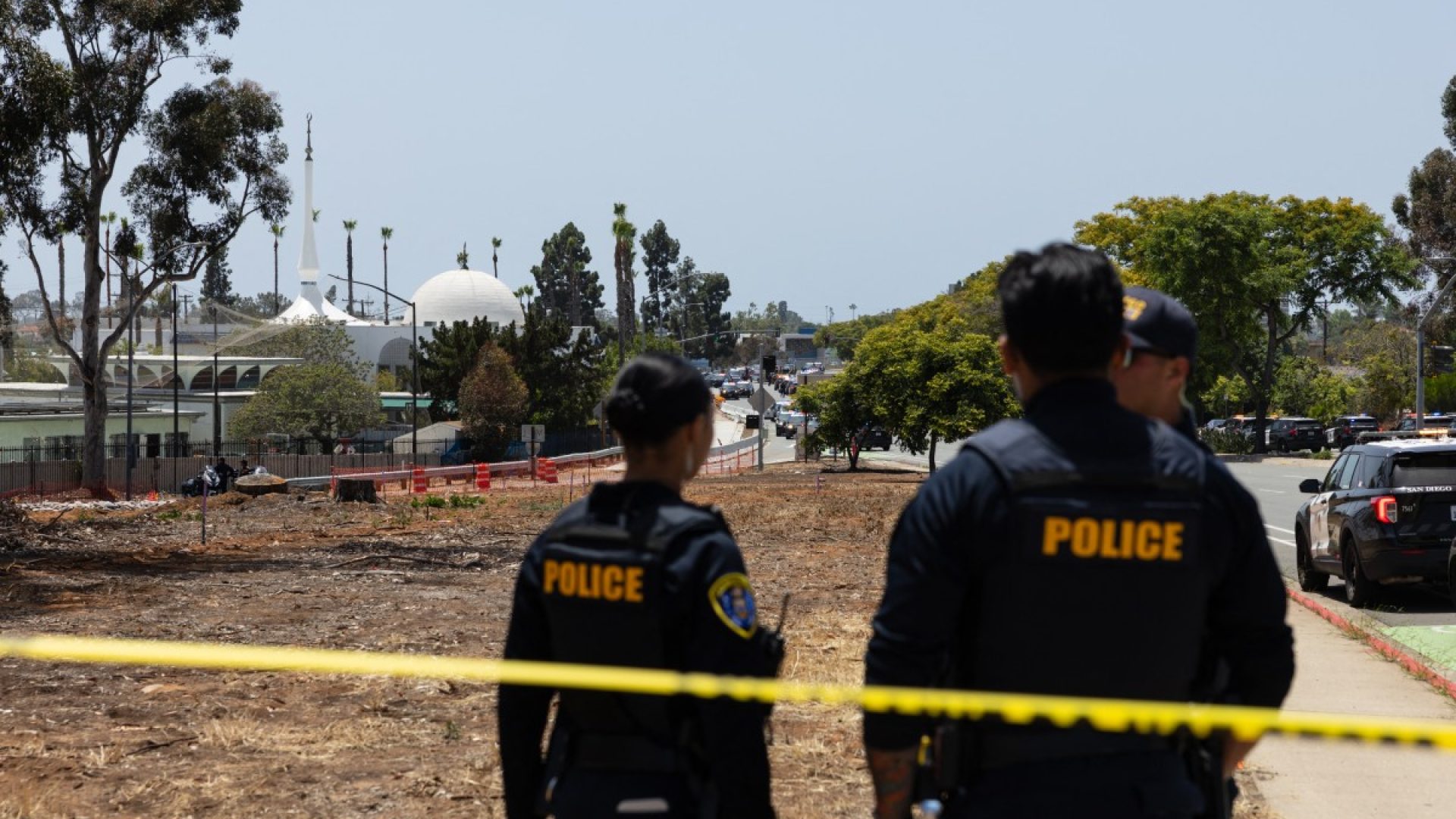 AFP__20260518__B39U3PU__v1__MidRes__ReportsOfActiveShooterAtIslamicCenterInSanDiego.jpg