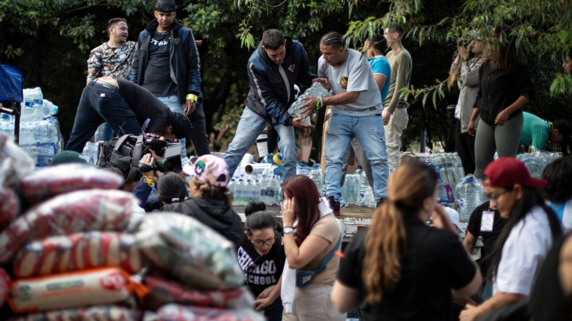 AFP__20260627__B8H22M2__v1__MidRes__ColombiaVenezuelaEarthquakeAid.jpg