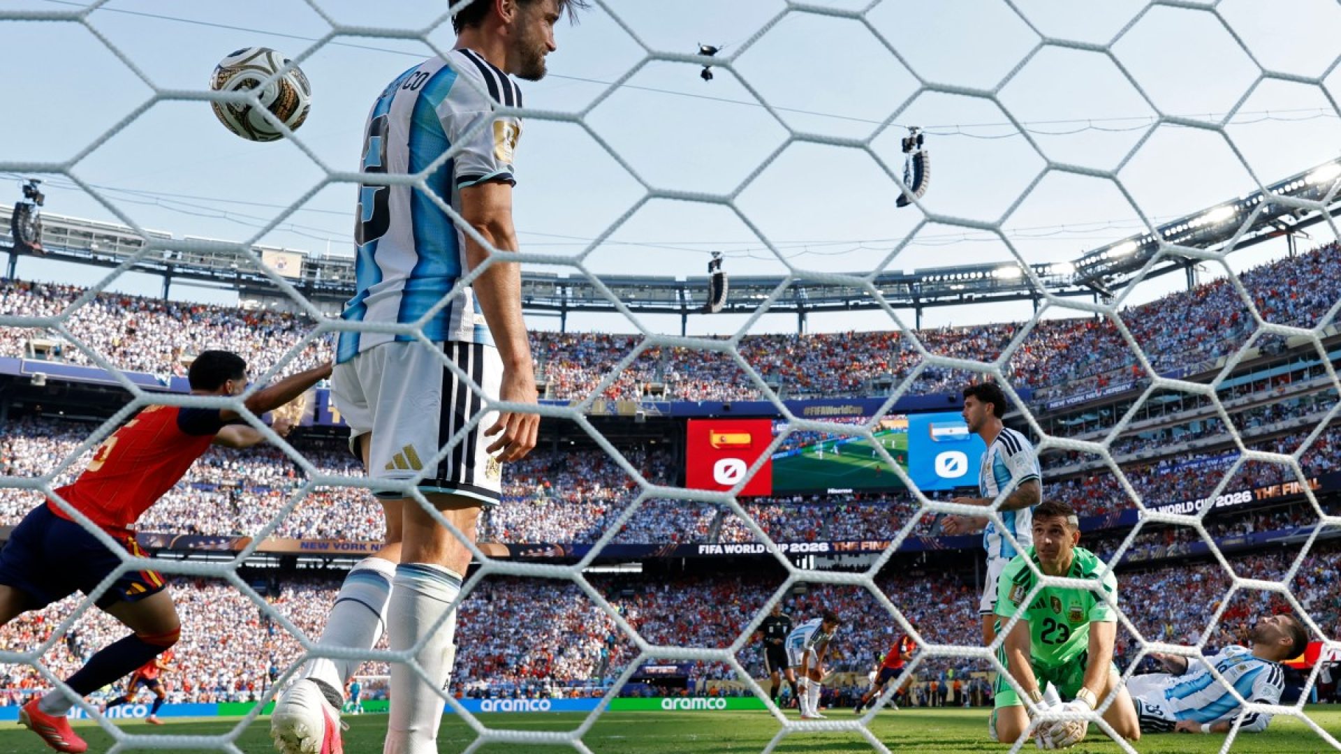Nunca o Brasil secou tanto a Argentina como nesta final da Copa do Mundo