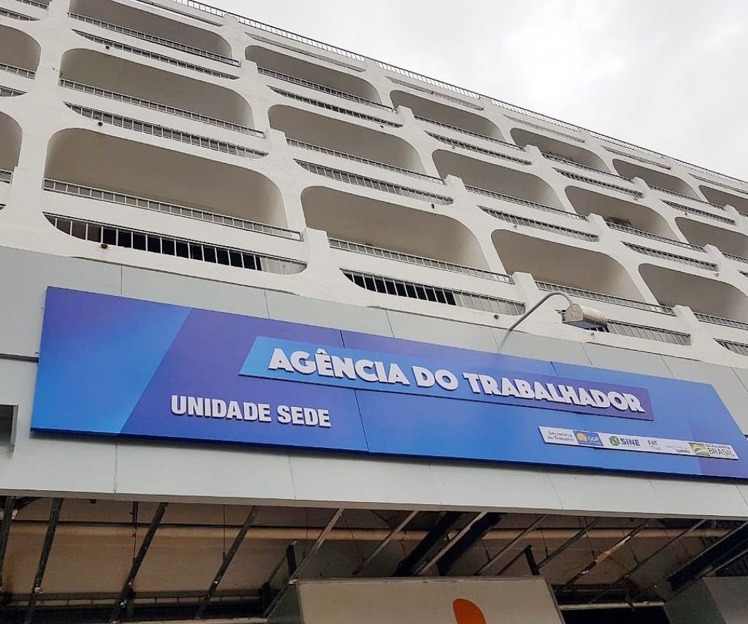 Agências do trabalhador têm vagas com salários de até R$ 4 mil nesta quarta (19)