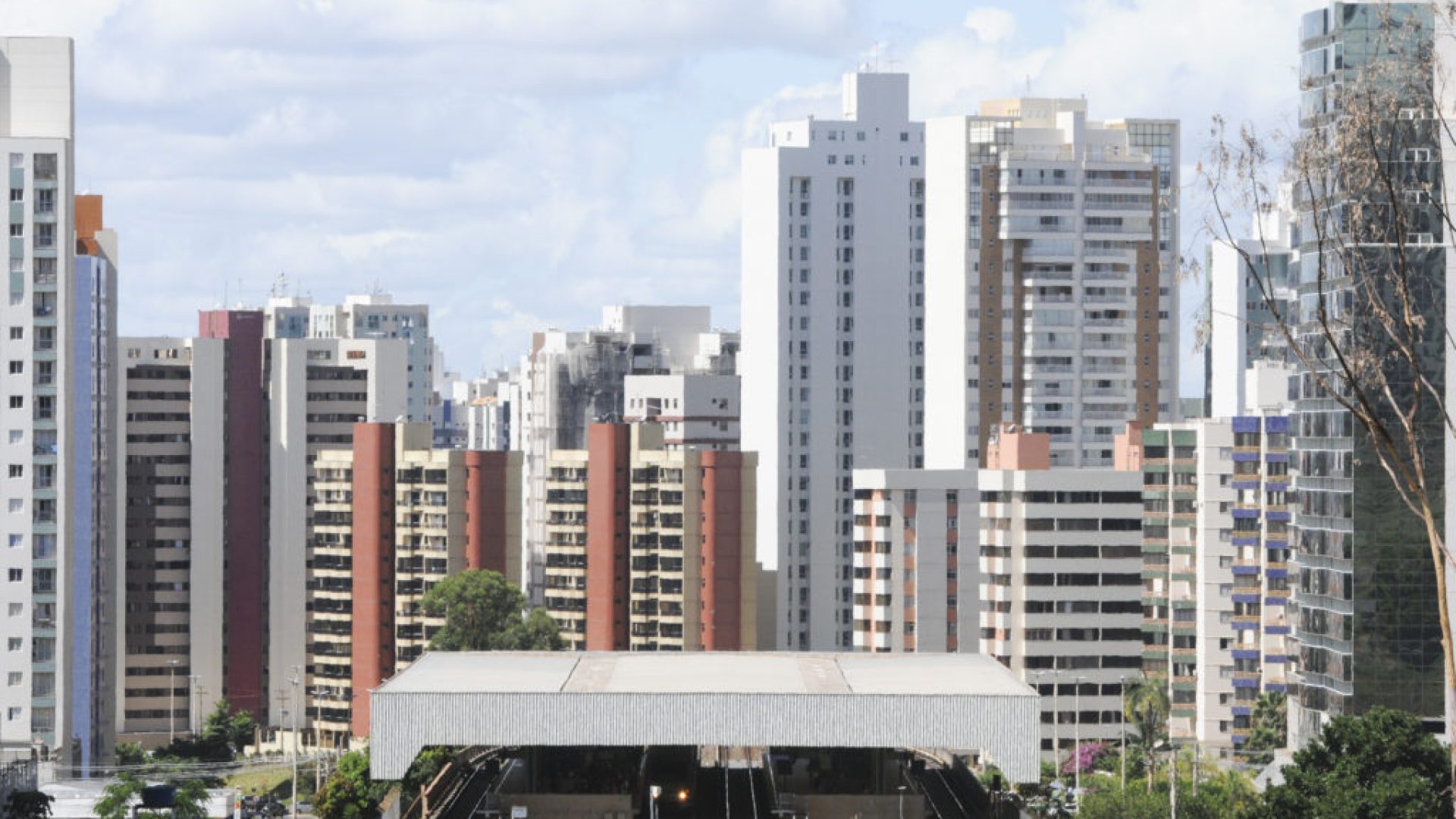 Análise mostra a taxa de condomínio dos imóveis em Brasília