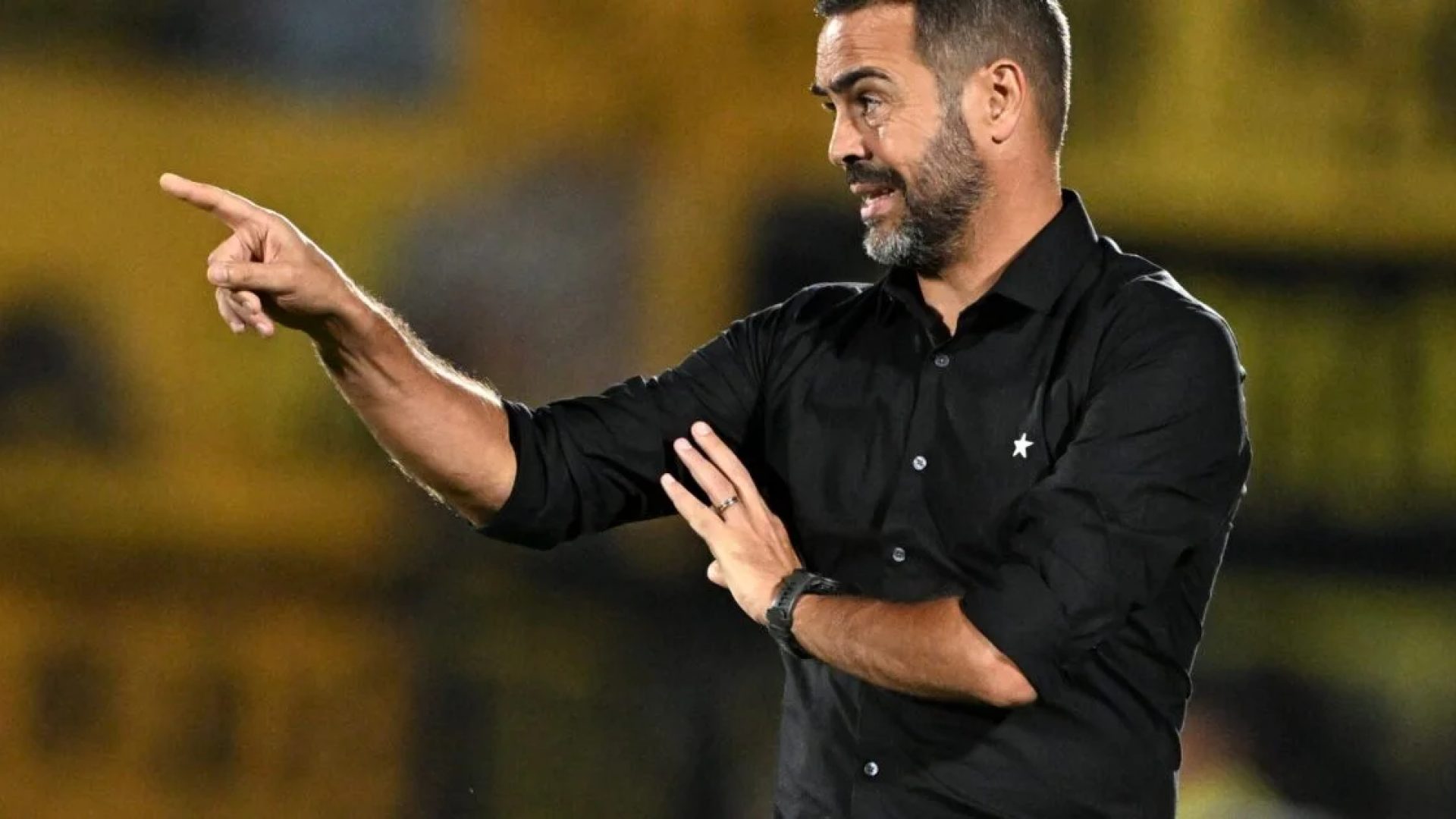 Cruzeiro anuncia Artur Jorge como novo técnico