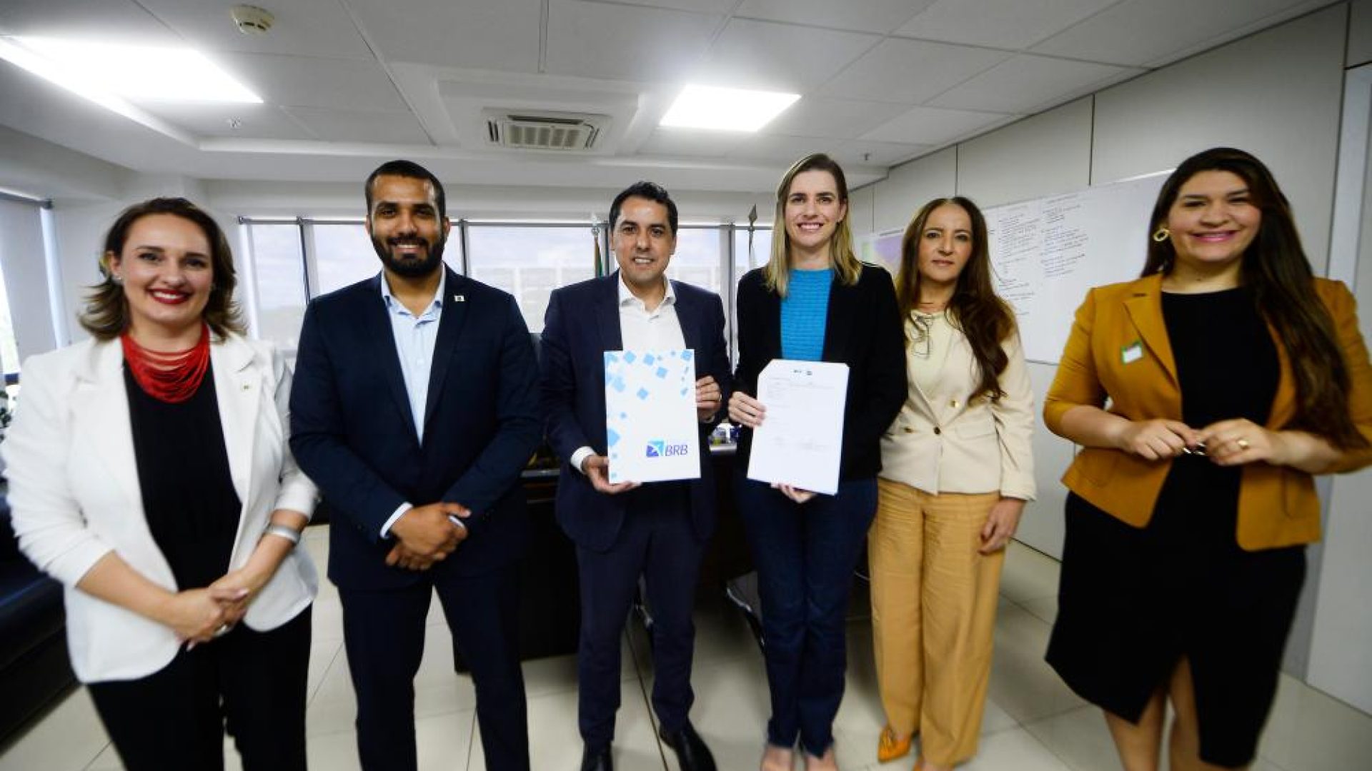 Acordo assinado entre Secretaria de Saúde do DF e Instituto BRB visa agilizar acesso a mamografias