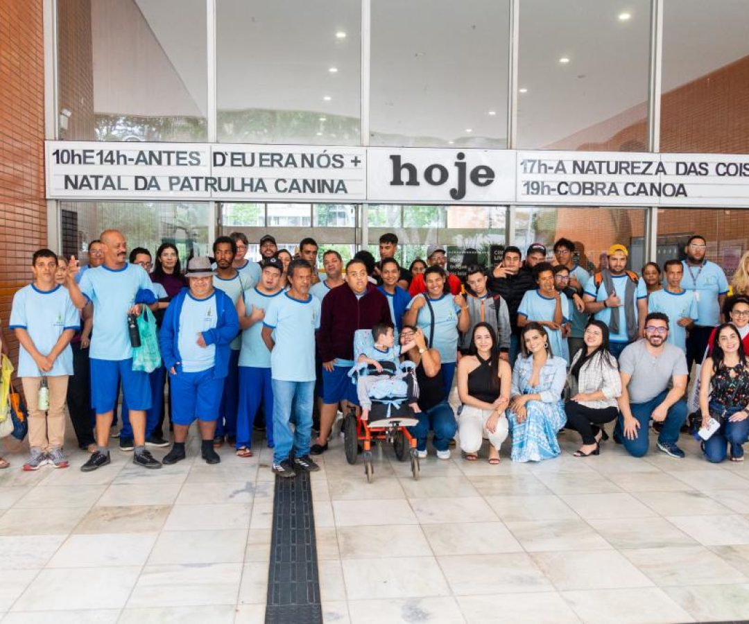 Cinema Inclusivo: estudantes de Brazlândia vivenciam sessão adaptada no Cine Brasília