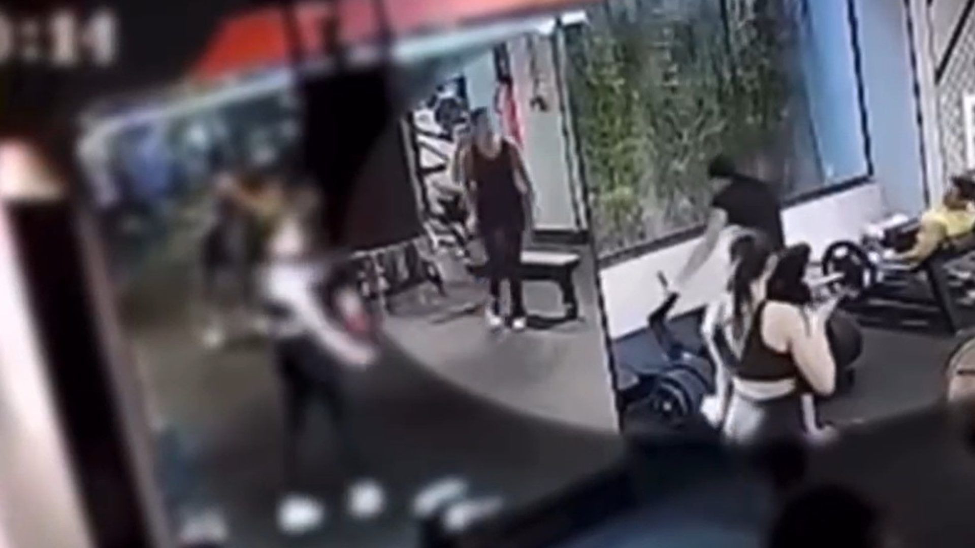 Jovem de 19 anos quebra os dois joelhos durante exercício em academia na Asa Norte