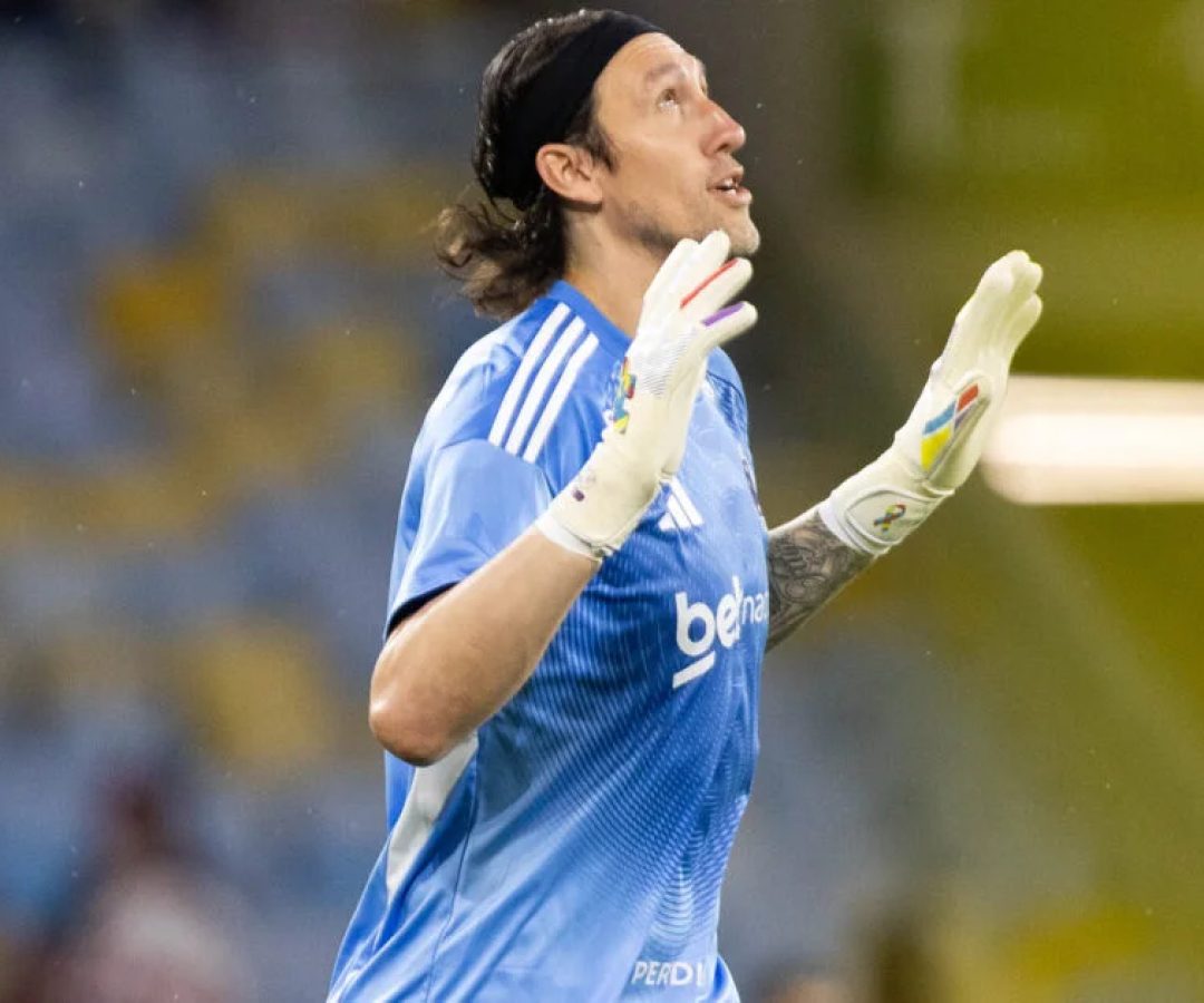 Goleiro do Cruzeiro, Cássio sofre lesão multiligamentar e passará por cirurgia