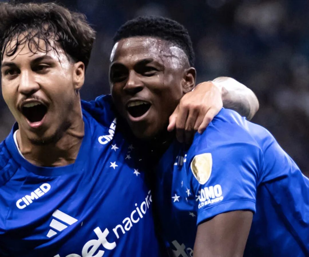 Cruzeiro fura retranca do Boca Juniors, marca no fim e vence na Libertadores