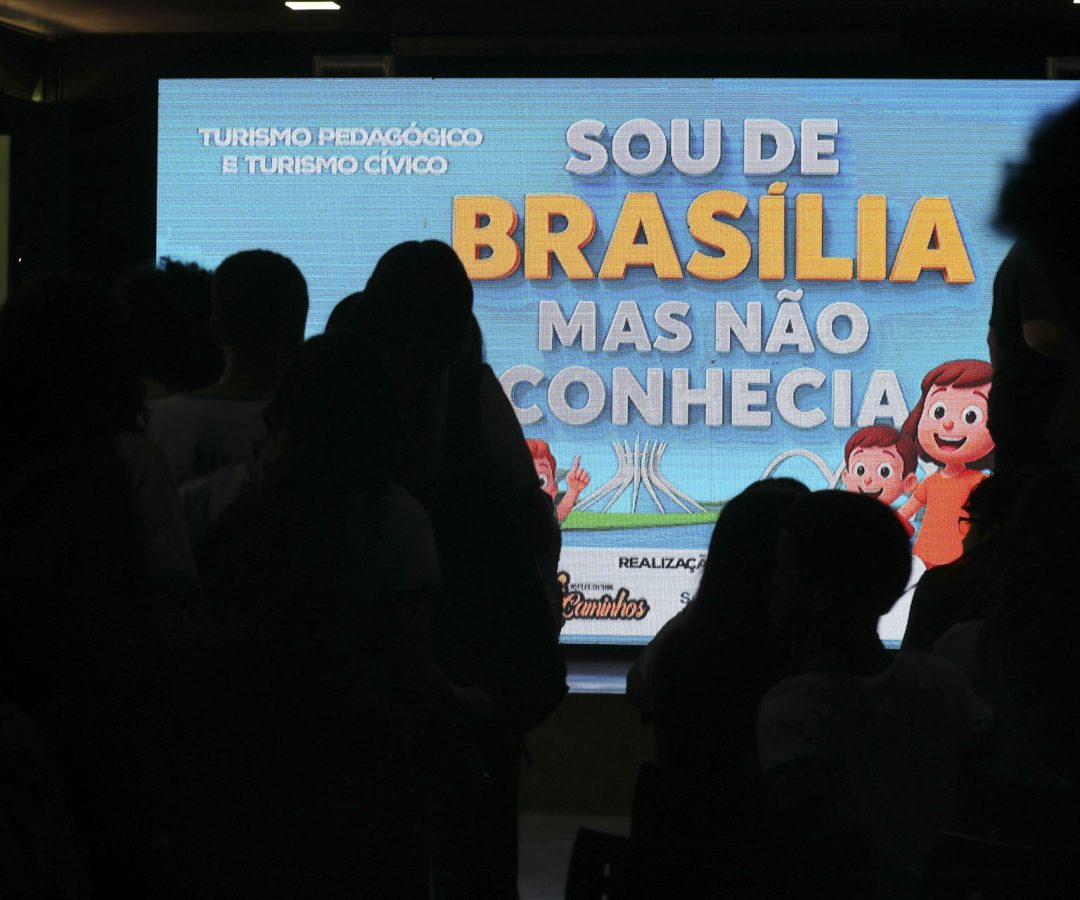 Projeto leva 10 mil jovens a explorar história de Brasília