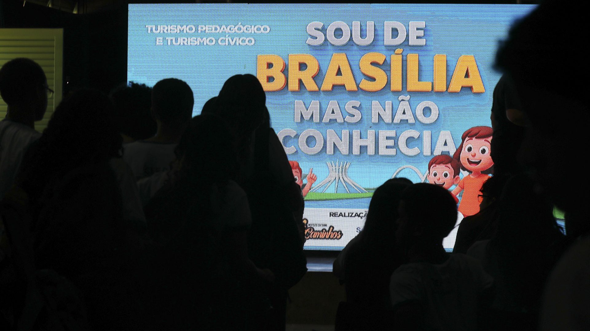 Projeto leva 10 mil jovens a explorar história de Brasília