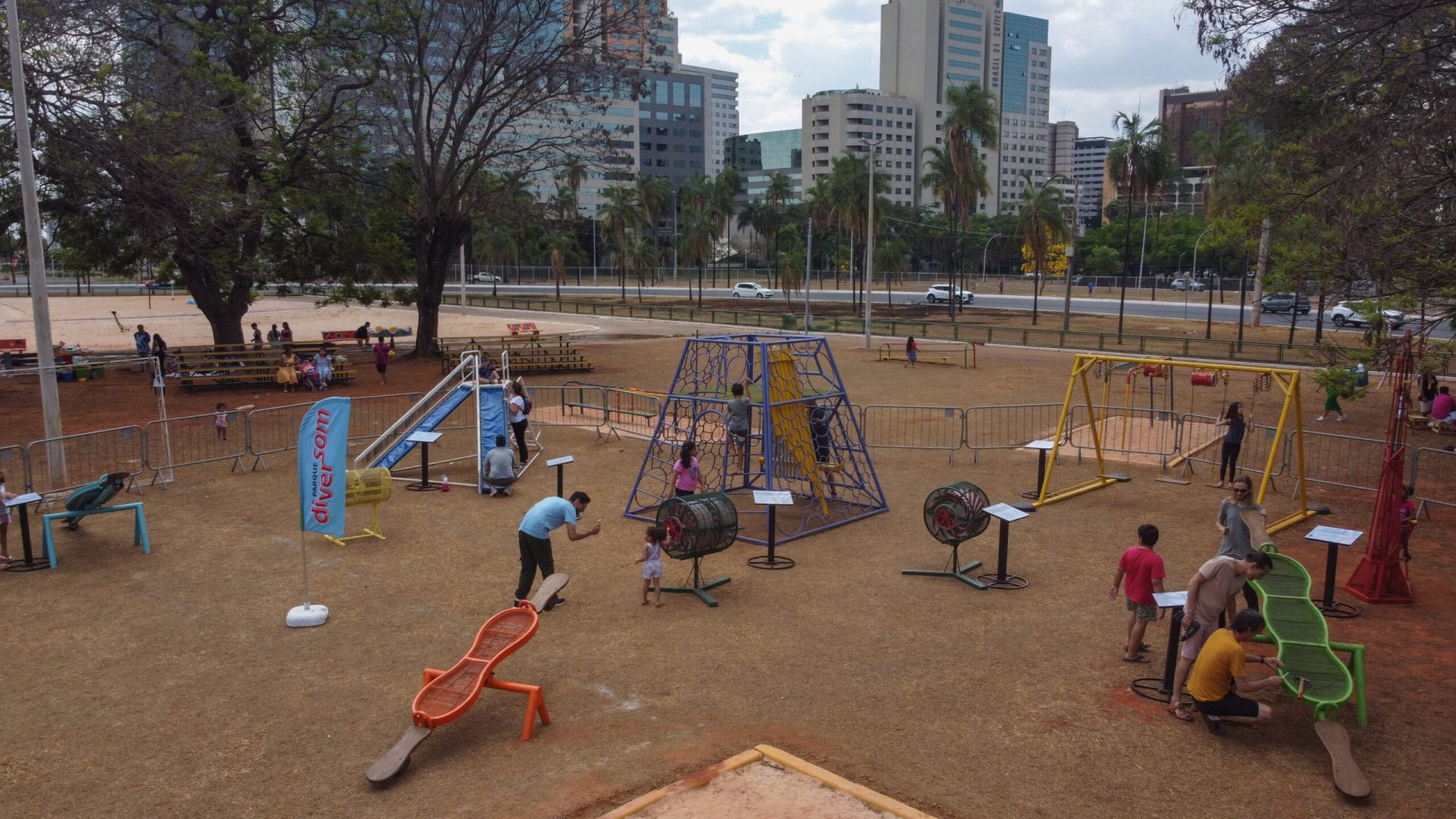 Parque Diversom promove sessão inclusiva neste domingo