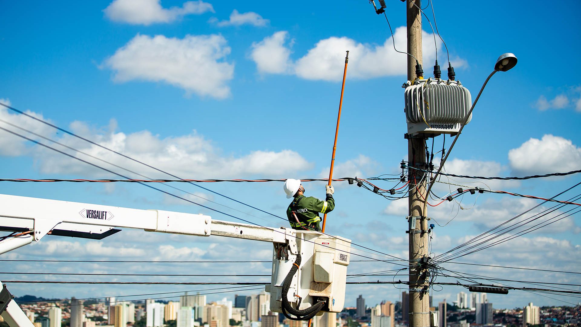 Áreas de três cidades ficam sem energia para manutenção na rede nesta sexta-feira (21)