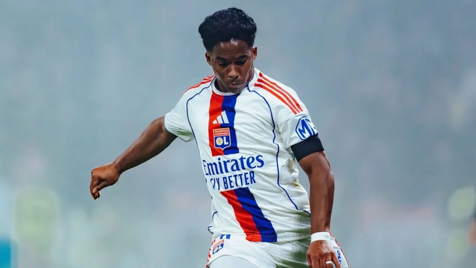 Endrick foi destaque da vitória do Lyon sobre o Brest por 2 a 1