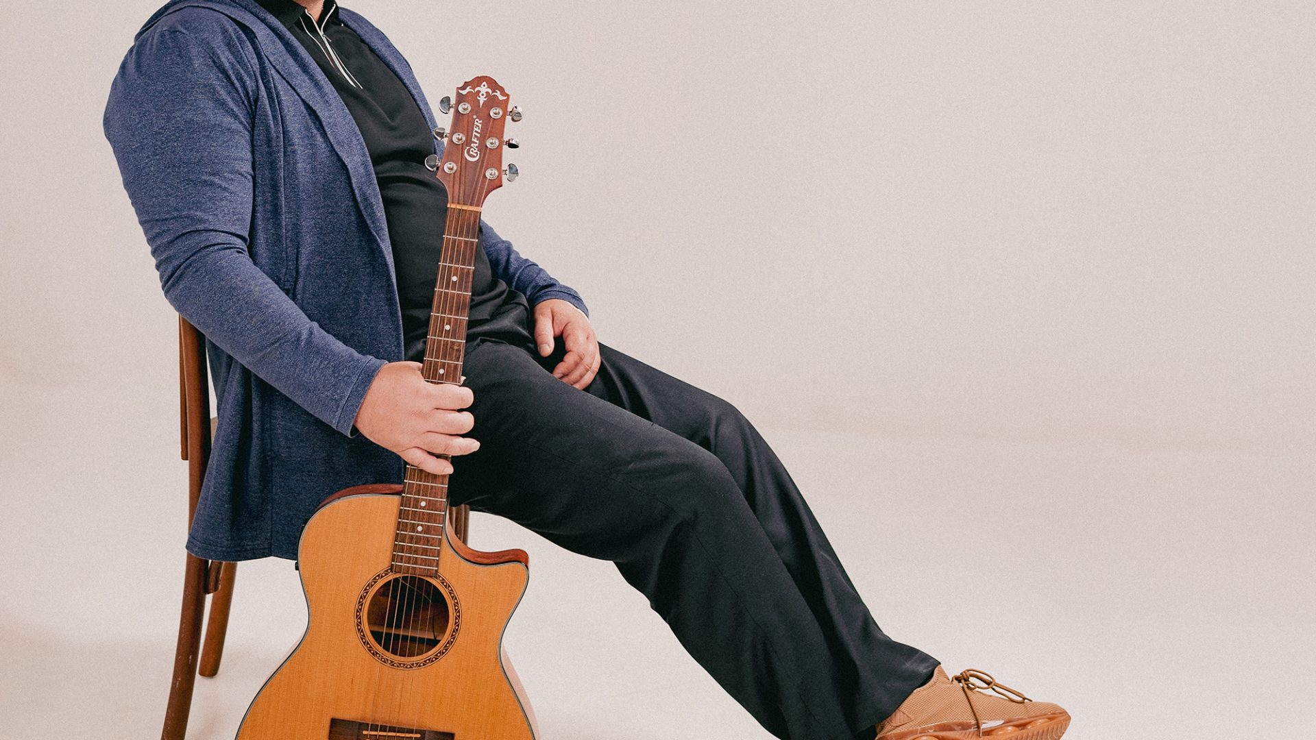 Felipe Cyntrão lança o álbum Brasílias de Luz em show no Teatro dos Ventos
